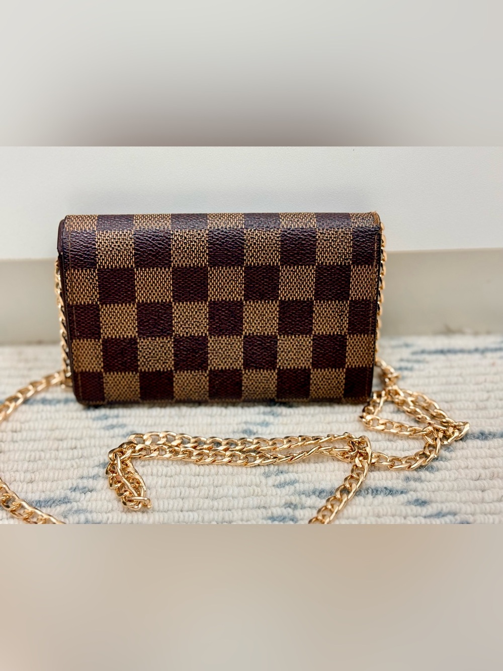 LOUIS VUITTON Vintage Y2K Damier Ebene Monogram Canvas Wallet W/ Crossbody - Picture 3 of 16